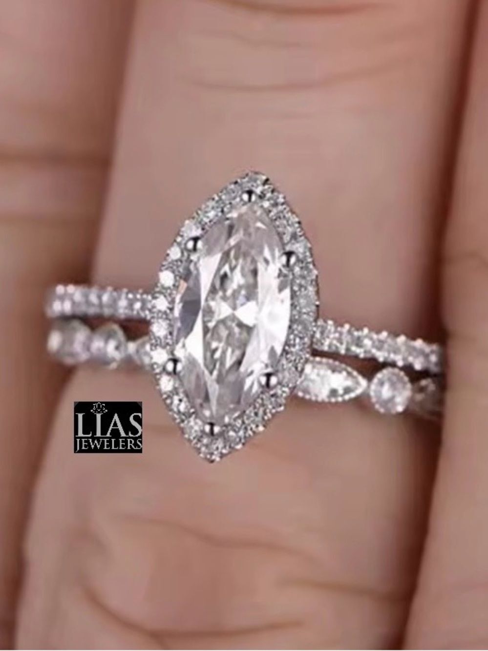 New 18k white gold wedding ring set marquise cut